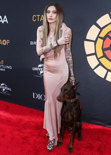 Paris Jackson feet photo thumbnail
