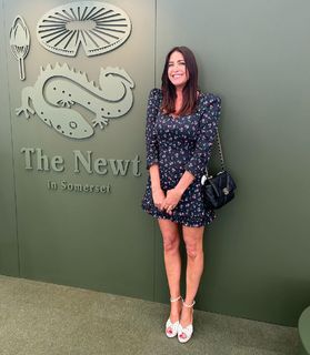 Lisa Snowdon feet photo thumbnail