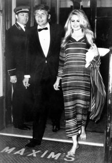 Brigitte Bardot feet photo thumbnail