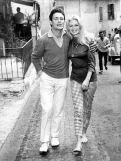 Brigitte Bardot feet photo thumbnail