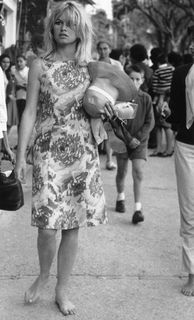 Brigitte Bardot feet photo thumbnail