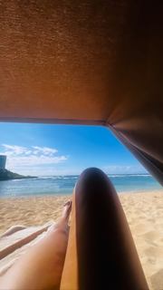 Chloe Bailey feet photo thumbnail