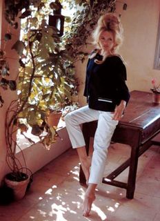 Brigitte Bardot feet photo thumbnail