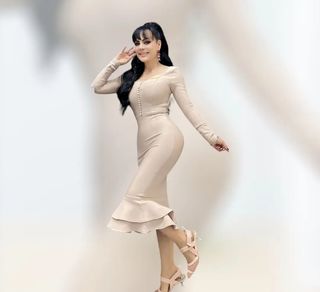 Maribel Guardia feet photo thumbnail