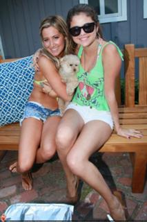 Ashley Tisdale feet photo thumbnail