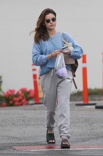 Lucy Hale feet photo thumbnail