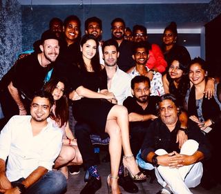 Sunny Leone feet photo thumbnail