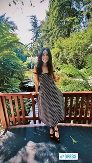 Abigail Spencer feet photo thumbnail