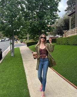 Ludovica Frasca feet photo thumbnail
