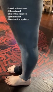 Katherine von Drachenberg feet photo thumbnail