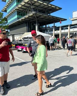 Danica Patrick feet photo thumbnail