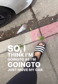 Justine Ezarik feet photo thumbnail