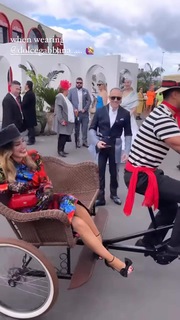 Delta Goodrem feet photo thumbnail