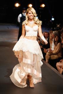 Sylvie Meis feet photo thumbnail