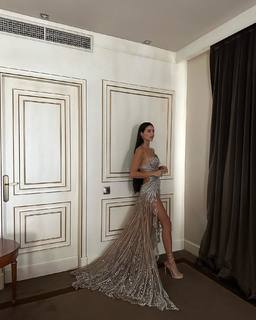 Zaira Nara feet photo thumbnail