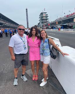 Danica Patrick feet photo thumbnail