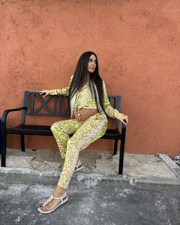Cristina Pedroche feet photo thumbnail