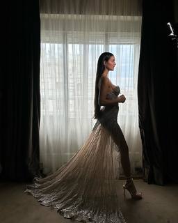 Zaira Nara feet photo thumbnail