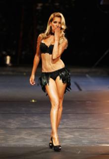 Sylvie Meis feet photo thumbnail