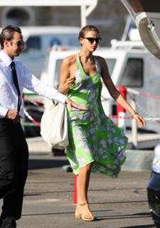 Irina Shayk feet photo thumbnail