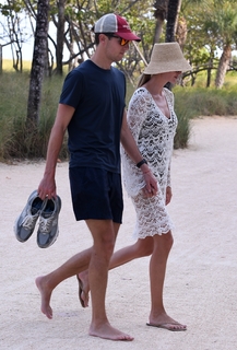 Ivanka Trump feet photo thumbnail
