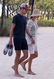 Ivanka Trump feet photo thumbnail