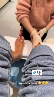 Margarita Smith feet photo thumbnail