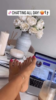 Margarita Smith feet photo thumbnail