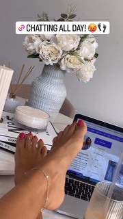 Margarita Smith feet photo thumbnail