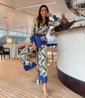 Elisabetta Gregoraci feet photo thumbnail