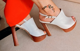 Alaine Crissiê feet photo thumbnail