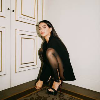 Zaira Nara feet photo thumbnail