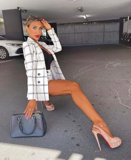 Margarita Smith feet photo thumbnail