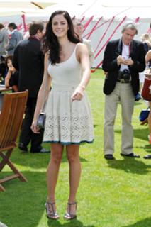 Kaya Scodelario feet photo thumbnail