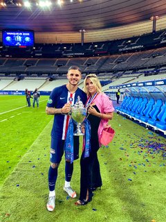 Wanda Nara feet photo thumbnail