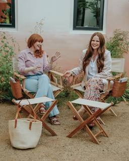 Bryce Dallas Howard feet photo thumbnail