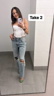 Erin Lim feet photo thumbnail