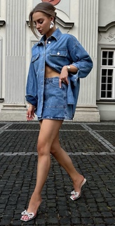 Karolina Pisarek feet photo thumbnail