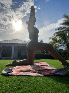 Paige VanZant feet photo thumbnail