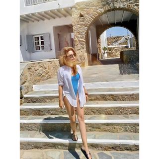 Masiela Lusha feet photo 4