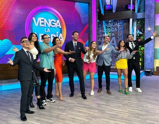 Laura González feet photo thumbnail