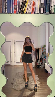 Chantel Jeffries feet photo thumbnail