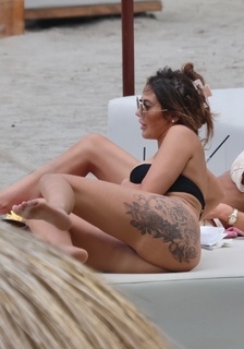 Chloe Ferry feet photo thumbnail