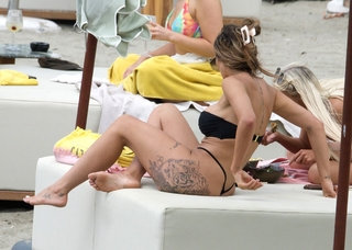 Chloe Ferry feet photo thumbnail