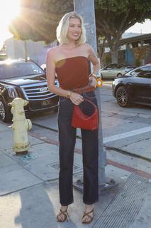 Elsa Hosk feet photo thumbnail