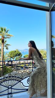 Zaira Nara feet photo thumbnail