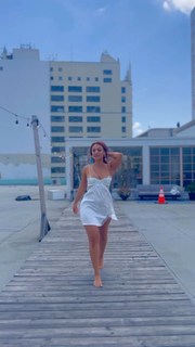 Francia Raisa feet photo thumbnail