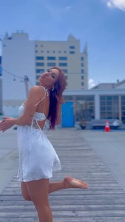 Francia Raisa feet photo thumbnail