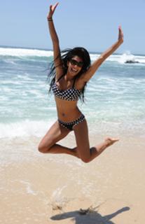 Nicole Scherzinger feet photo thumbnail