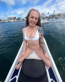 Kay Hansen feet photo thumbnail